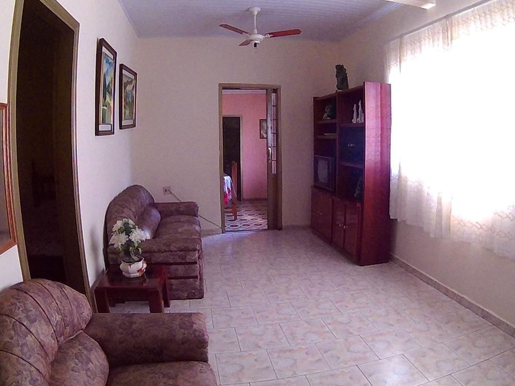 Casa para temporada da Vó Cida Olimpia Bagian luar foto